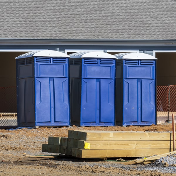 how can i report damages or issues with the portable toilets during my rental period in Auburn OH